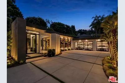 1049 Loma Vista Dr, Beverly Hills, CA 90210 - Photo 1