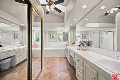 40620 Via Diamante, Murrieta, CA 92562 - Photo 43