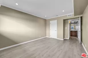 1250 N Kings Rd, West Hollywood, CA 90069 - Photo 37