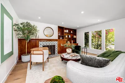552 N Bronson Ave, Los Angeles, CA 90004 - Photo 5