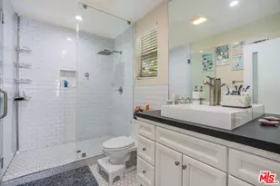 5509 Woodman Ave, Sherman Oaks, CA 91401 - Photo 23