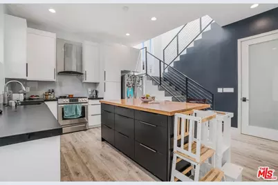 5509 Woodman Ave, Los Angeles, CA 91401 - Photo 31