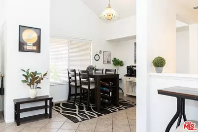 630 Kingswood Ln #A, Simi Valley, CA 93065 - Photo 47