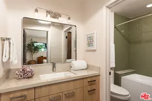 525 N Sycamore Ave, Los Angeles, CA 90036 - Photo 13