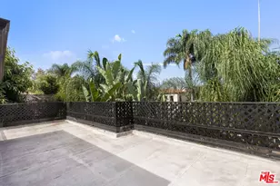422 N Sierra Bonita Ave, Los Angeles, CA 90036 - Photo 19