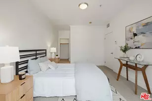 906 S Serrano Ave, Los Angeles, CA 90006 - Photo 21
