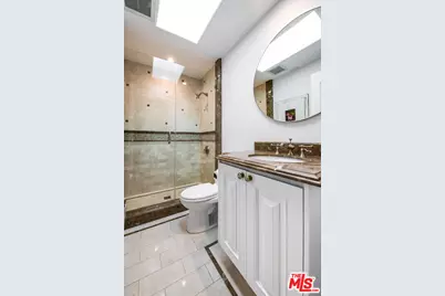 580 Chalette Dr, Beverly Hills, CA 90210 - Photo 29