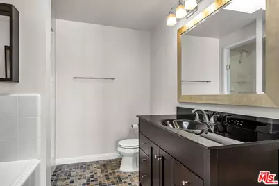 117 S Clark Dr #305, Los Angeles, CA 90048 - Photo 11