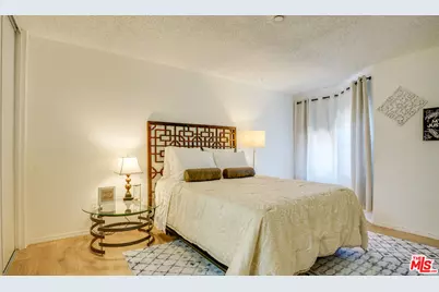 302 E Chestnut Ave #215, Santa Ana, CA 92701 - Photo 15