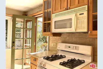 5262 N Willowcrest Ave, Los Angeles, CA 91601 - Photo 35