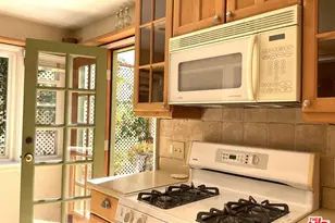 5262 N Willowcrest Ave, Los Angeles, CA 91601 - Photo 35