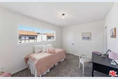 10030 Owensmouth Ave #67, Los Angeles, CA 91311 - Photo 15