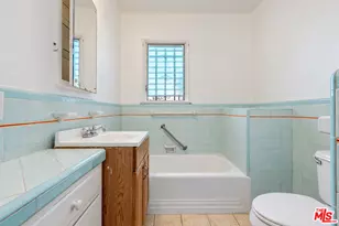 1036 S Genesee Ave, Los Angeles, CA 90019 - Photo 9