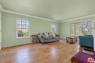 1036 S Genesee Ave, Los Angeles, CA 90019 - Photo 3