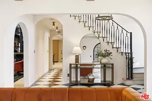 8244 Skyline Dr, Los Angeles, CA 90046 - Photo 1