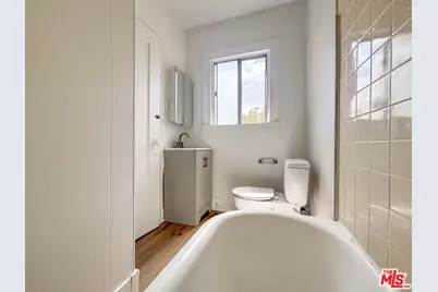 5942 Carlton Way, Los Angeles, CA 90028 - Photo 33