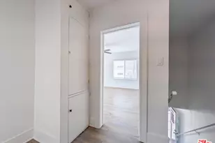 5942 Carlton Way, Los Angeles, CA 90028 - Photo 23