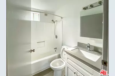 508 N Ardmore Ave, Los Angeles, CA 90004 - Photo 15