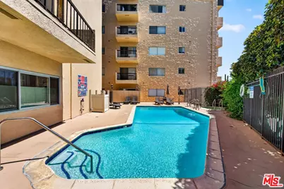 612 S Barrington Ave #417, Los Angeles, CA 90049 - Photo 37