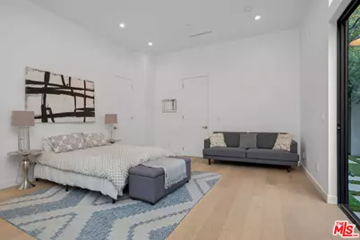 3949 N Glenalbyn Dr, Los Angeles, CA 90065 - Photo 17