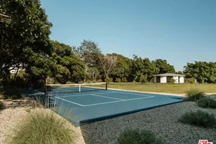 27715 Pacific Coast Hwy, Malibu, CA 90265 - Photo 29