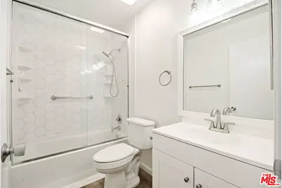24817 Sand Wedge Ln, Santa Clarita, CA 91355 - Photo 9