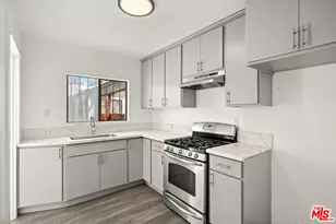 1333 W 57th St, Los Angeles, CA 90037 - Photo 11