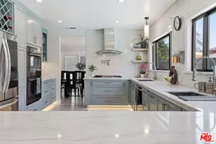 5220 Mary Ellen Ave, Sherman Oaks, CA 91401 - Photo 11
