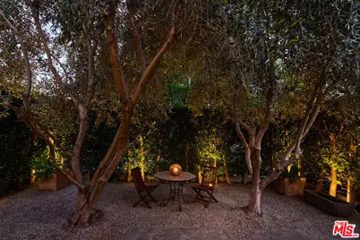8713 Rangely Ave, West Hollywood, CA 90048 - Photo 25