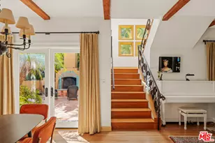 8935 Hollywood Hills Rd, Los Angeles, CA 90046 - Photo 11