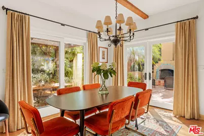 8935 Hollywood Hills Rd, Los Angeles, CA 90046 - Photo 5