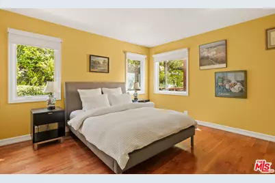 8935 Hollywood Hills Rd, Los Angeles, CA 90046 - Photo 9