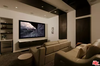 9311 Readcrest Dr, Beverly Hills, CA 90210 - Photo 27