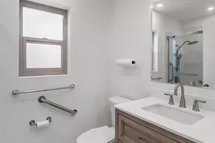 7825 Seaglen Dr, Huntington Beach, CA 92648 - Photo 33