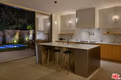 420 N Kings Rd, Los Angeles, CA 90048 - Photo 17
