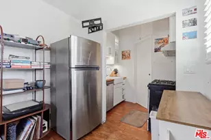 2651 Van Buren Pl, Los Angeles, CA 90007 - Photo 15