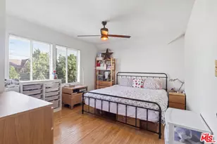 2651 Van Buren Pl, Los Angeles, CA 90007 - Photo 31