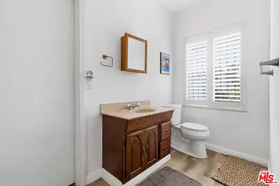 2651 Van Buren Pl, Los Angeles, CA 90007 - Photo 19