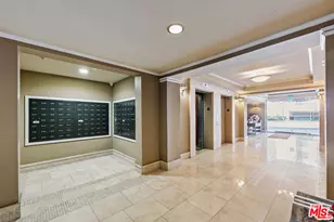 620 S Gramercy Pl, Los Angeles, CA 90005 - Photo 25