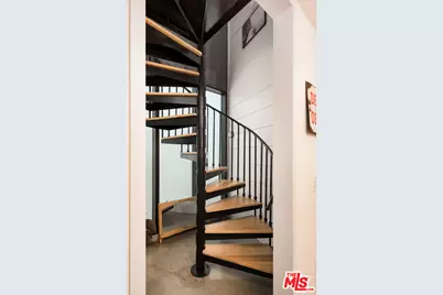 1851 Lobdell Pl, Los Angeles, CA 90026 - Photo 11