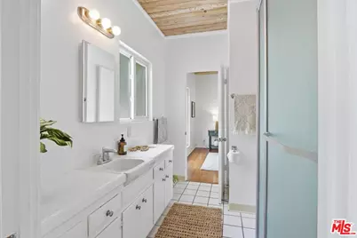 1308 N Beverly Glen Blvd, Los Angeles, CA 90077 - Photo 13