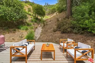 1308 N Beverly Glen Blvd, Los Angeles, CA 90077 - Photo 21