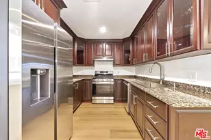 1043 S Kenmore Ave, Los Angeles, CA 90006 - Photo 13