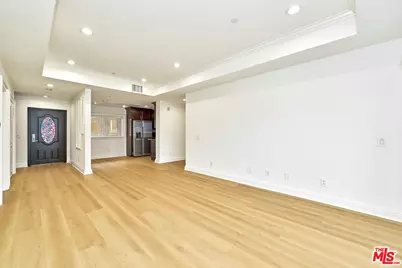 1043 S Kenmore Ave #404, Los Angeles, CA 90006 - Photo 9
