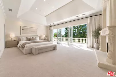 2285 Worthing Ln, Los Angeles, CA 90077 - Photo 11