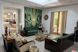 10375 Wilshire Blvd, Los Angeles, CA 90024 - Photo 1