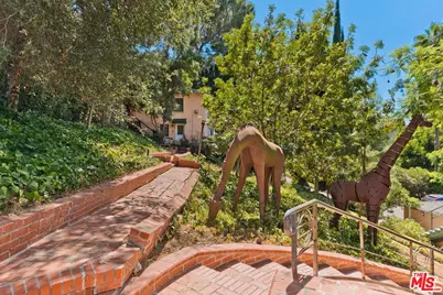3525 N Knoll Dr, Los Angeles, CA 90068 - Photo 47
