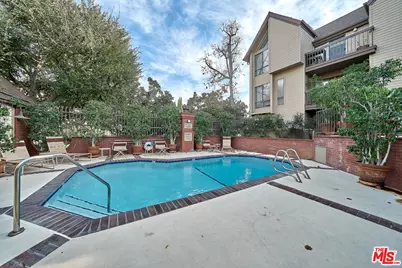 835 S Lucerne Blvd #205, Los Angeles, CA 90005 - Photo 23