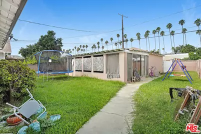 3425 2nd Ave, Los Angeles, CA 90018 - Photo 13