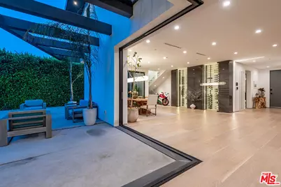 7303 W 89th St, Los Angeles, CA 90045 - Photo 25